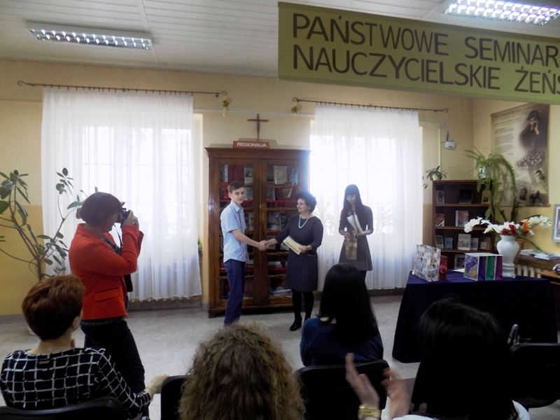 LAUREAT W KONKURSIE ANGLOJĘZYCZNYM