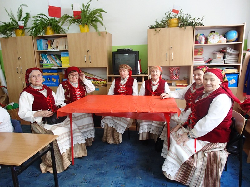 NIECODZIENNA LEKCJA