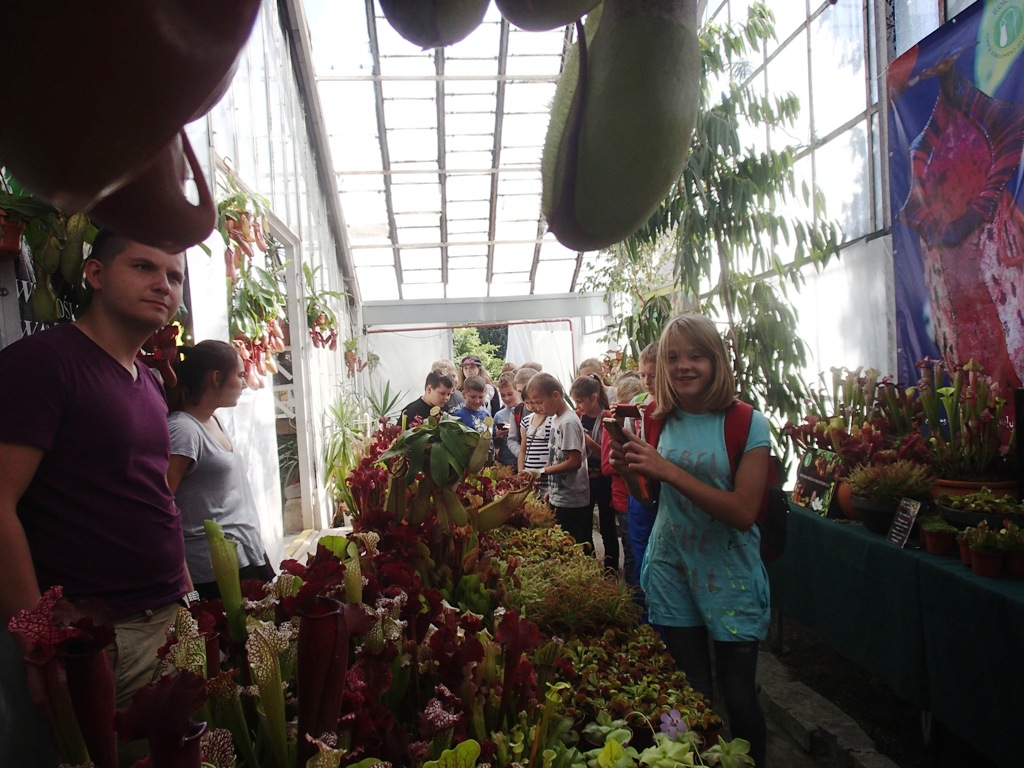 LEKCJA PRZYRODY W OGRODZIE BOTANICZNYM