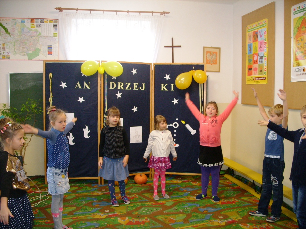 ŚWIĘTY ANDRZEJ CI UKAŻE, CO CI LOS PRZYNIESIE W DARZE