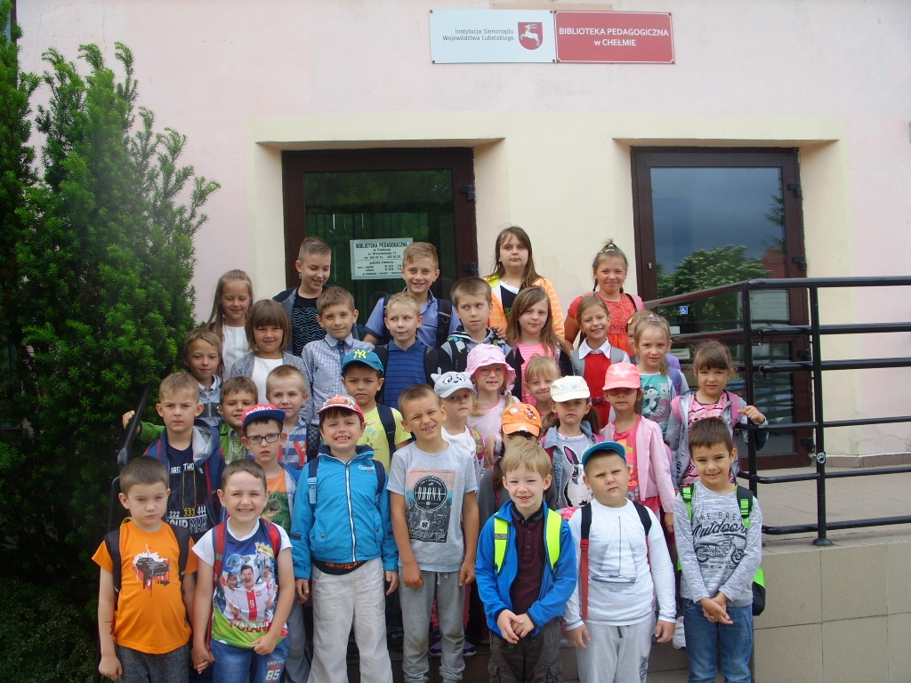 WIZYTA W BIBLIOTECE