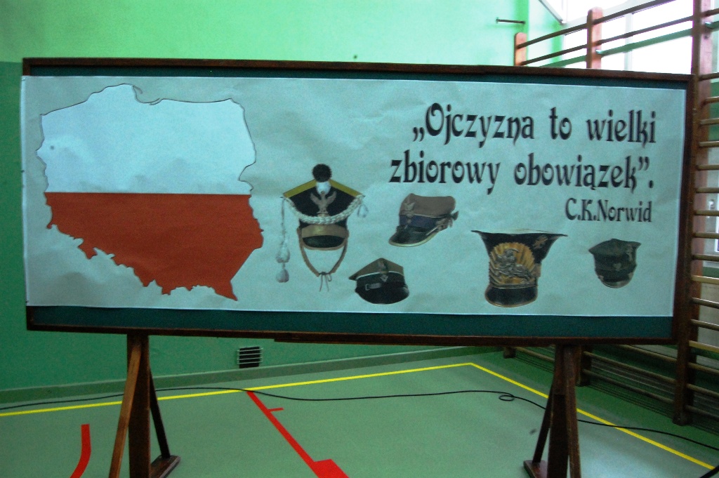 HOŁD DLA NIEPODLEGŁEJ