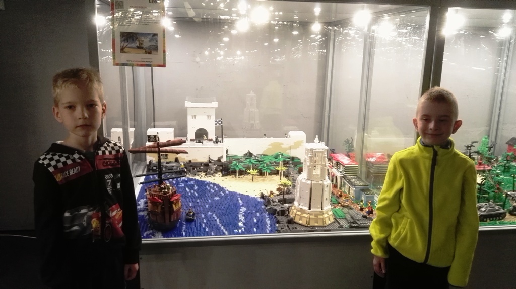 NAJWIĘKSZA W EUROPIE EDUKACYJNA WYSTAWA BUDOWLI Z KLOCKÓW LEGO W LUBLINIE