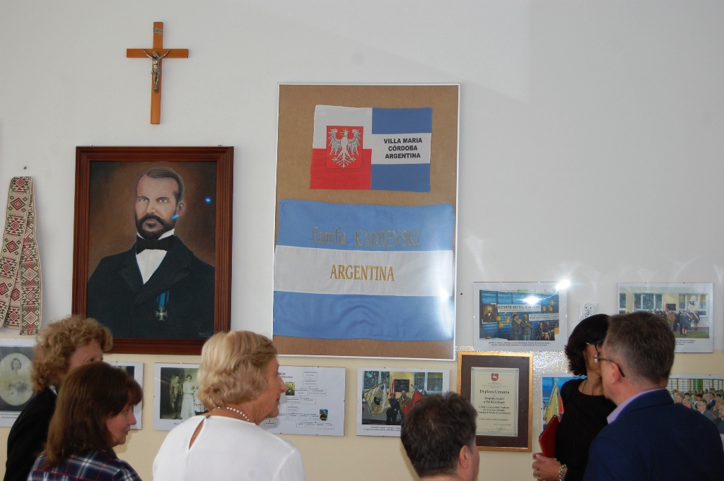 ŻYWA LEKCJA HISTORII W IZBIE MUZEALNEJ