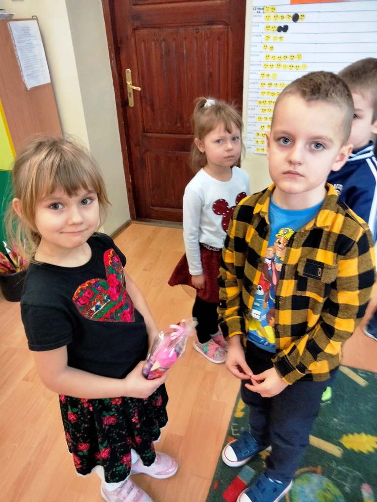 DZIEŃ KOBIET W PRZEDSZKOLU