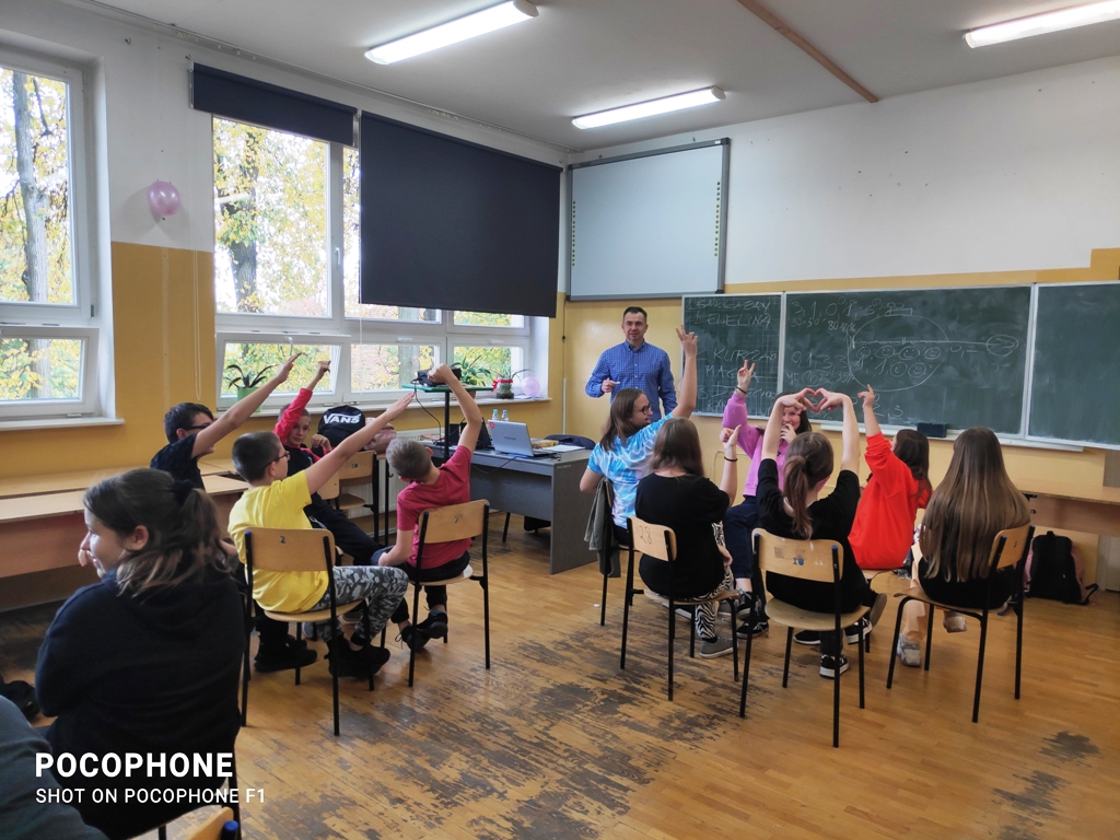 PROGRAM PROFILAKTYCZNO-EDUKACYJNY DEBATA