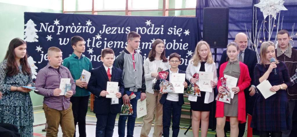 WYNIKI SZKOLNEGO KONKURSU „KARTKA BOŻONARODZENIOWA”