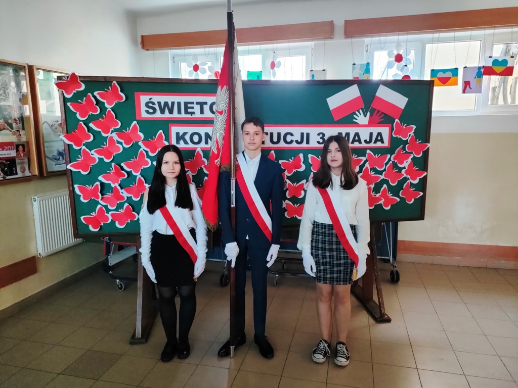 WITAJ, MAJOWA JUTRZENKO!