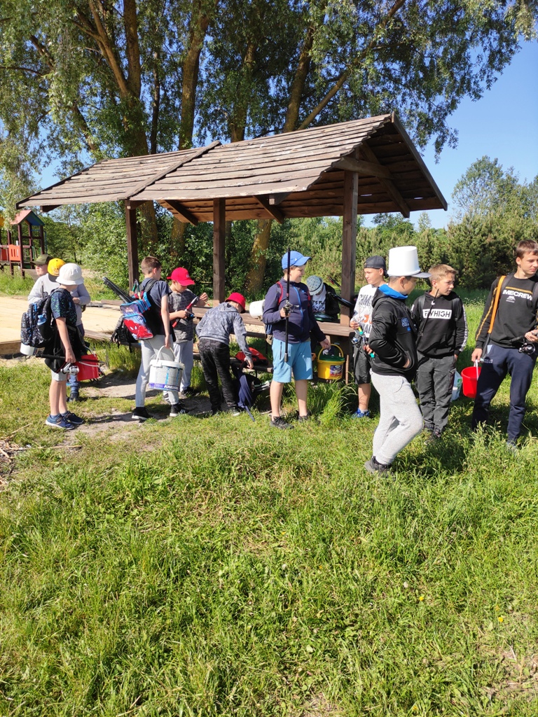 ZAWODY WĘDKARSKIE Z OKAZJI „DNIA DZIECKA”